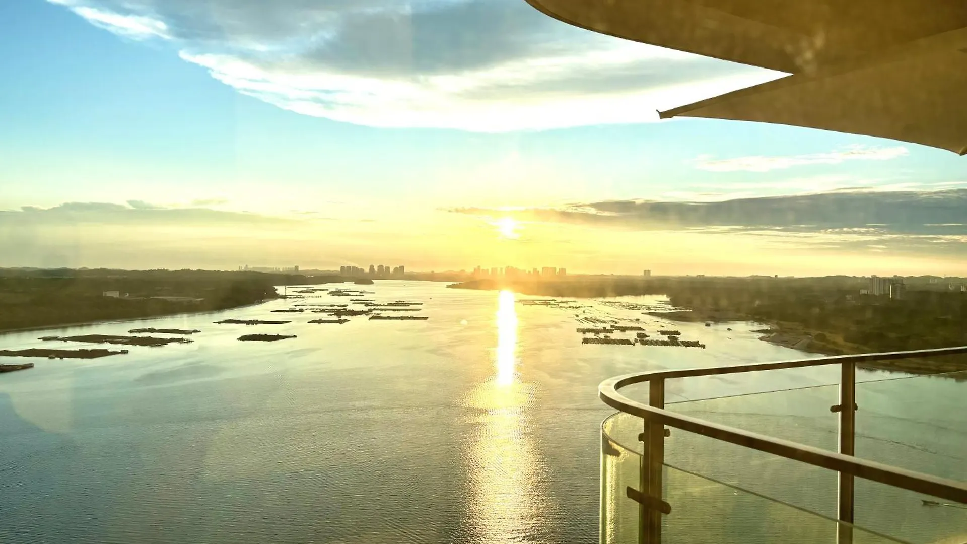 Dooga Ins-Boeing 737 Seaview Apartment Johor Bahru